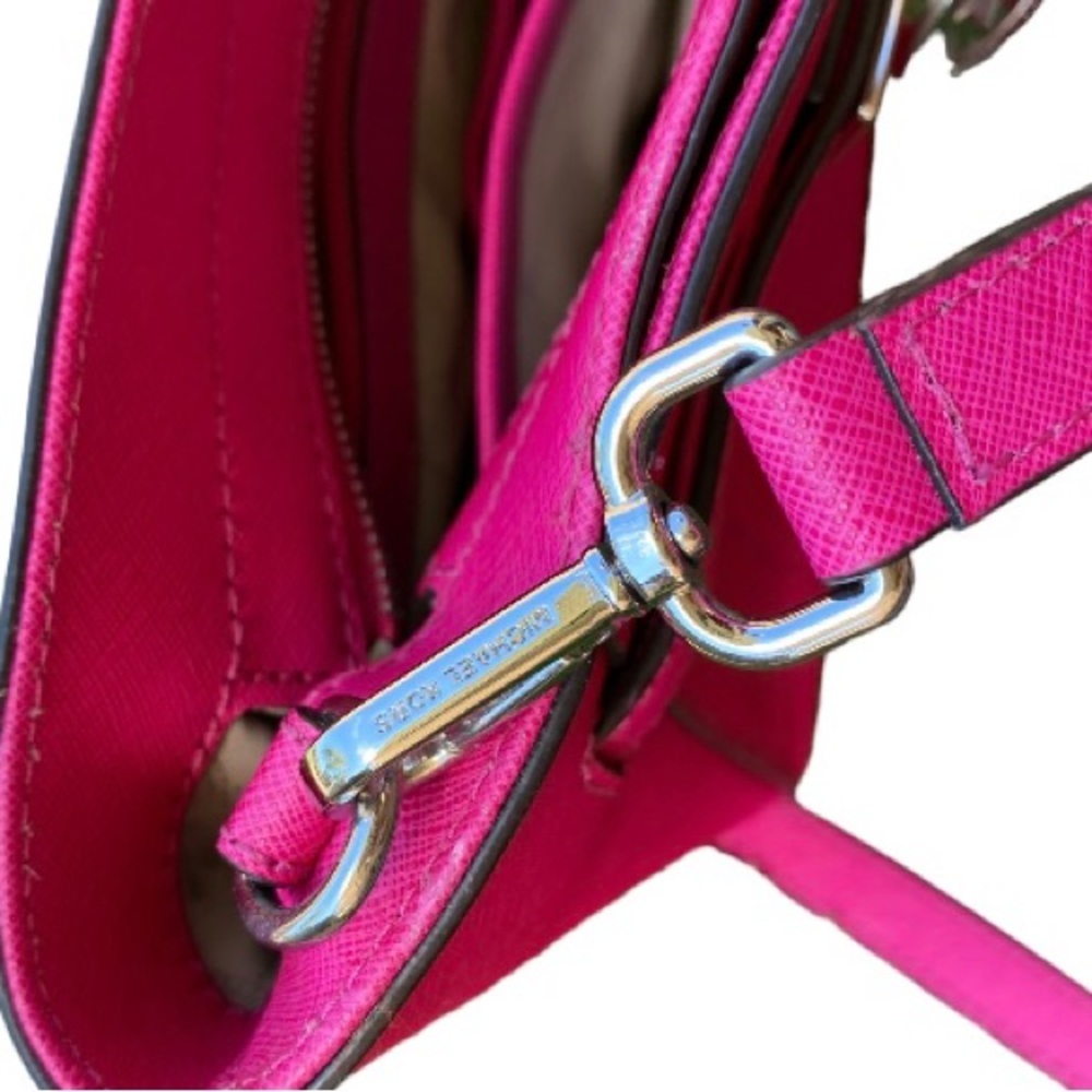 Michael Kors Purse - Picture 5 of 6
